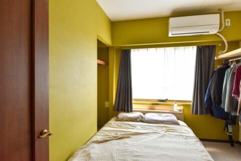 マンションリノベーション、フィールドガレージ(FIELDGARAGE)、ベッドルーム、オープンクローゼット、D塗り壁