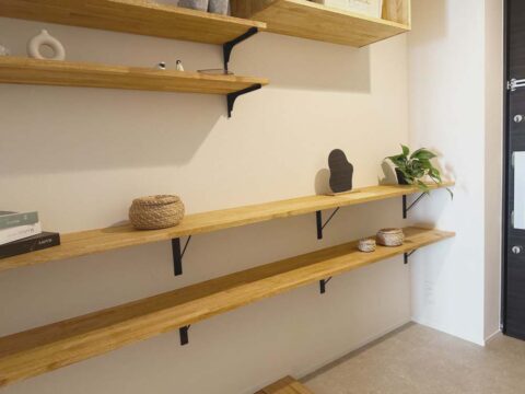 マンションリノベーション、a.design(エーデザイン)、飾り棚、ディスプレイ収納、玄関ホール