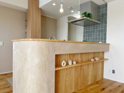 「a.design(エーデザイン)」のマンションリノベーション事例「カーブと多彩なカラーで遊び心あふれる住まいに。機能性も兼ね備えたフルリノベーション」