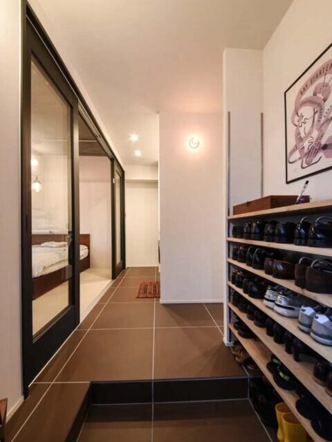 マンションリノベーション、アートリフォーム、玄関ホール、ガラス戸、視線の抜け