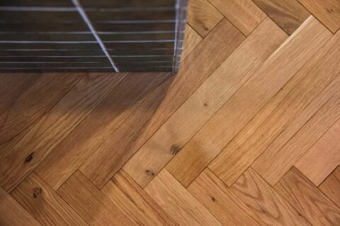 マンションリノベーション、アートリフォーム、ヘリンボーン、オーク無垢材、フレンチヘリンボーン