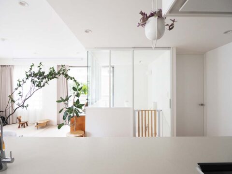 マンションリノベーション、空間社、階段室、リビング階段、ガラス戸