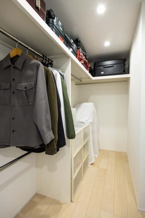 マンションリノベーション、Renomama(リノまま)、WIC、ハンガーパイプ、天袋