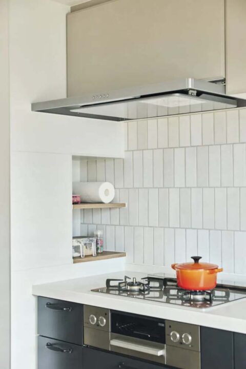 マンションリノベーション、SHUKEN Re(シュウケンアールイー)、タイル壁、ニッチ収納、壁付け