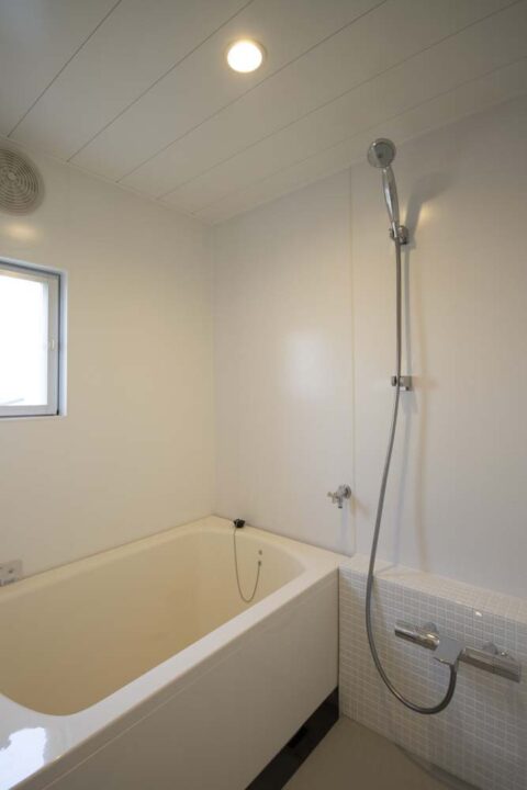 マンションリノベーション、吉永建築デザインスタジオ、化粧パネル、断熱性、樹脂パネル