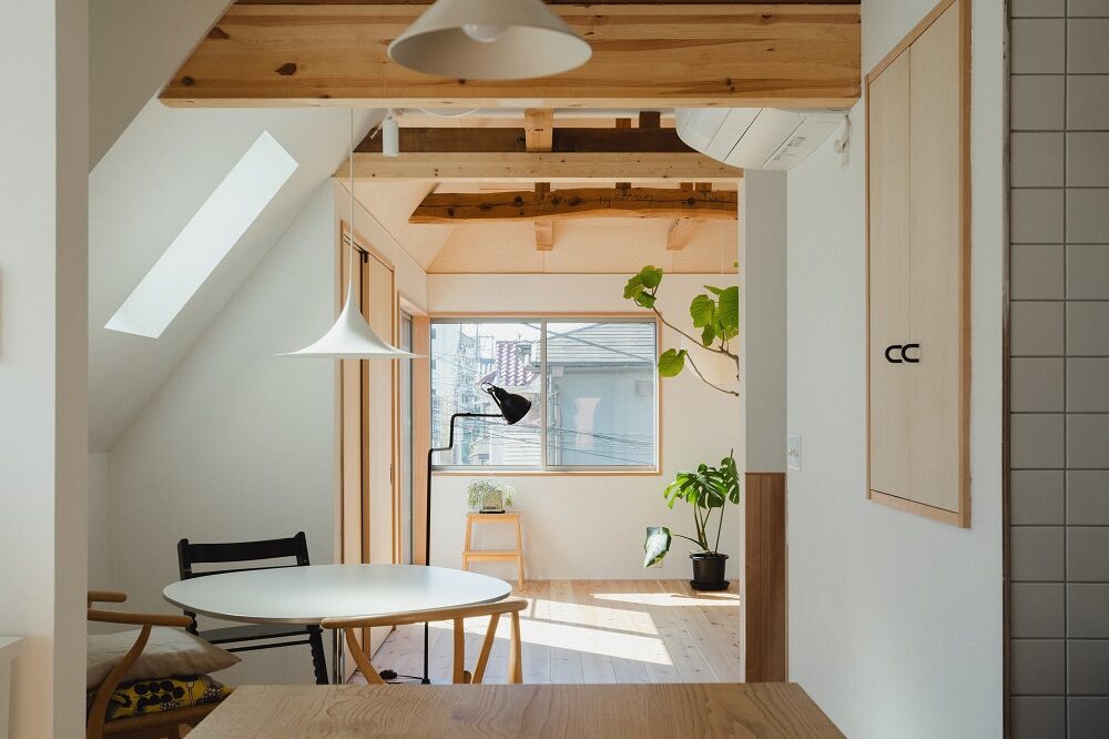 戸建てリノベーション、アズ建設、屋根型、杉無垢、ワンルーム
