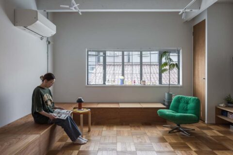 戸建てリノベーション、ハコリノベ、造作ベンチ、パーケットフローリング、リビング収納