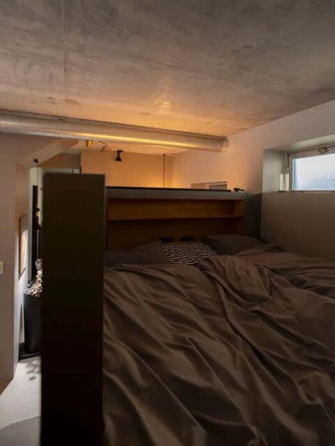 マンションリノベーション、ゼロリノベ、寝室、ロフト、コンクリート
