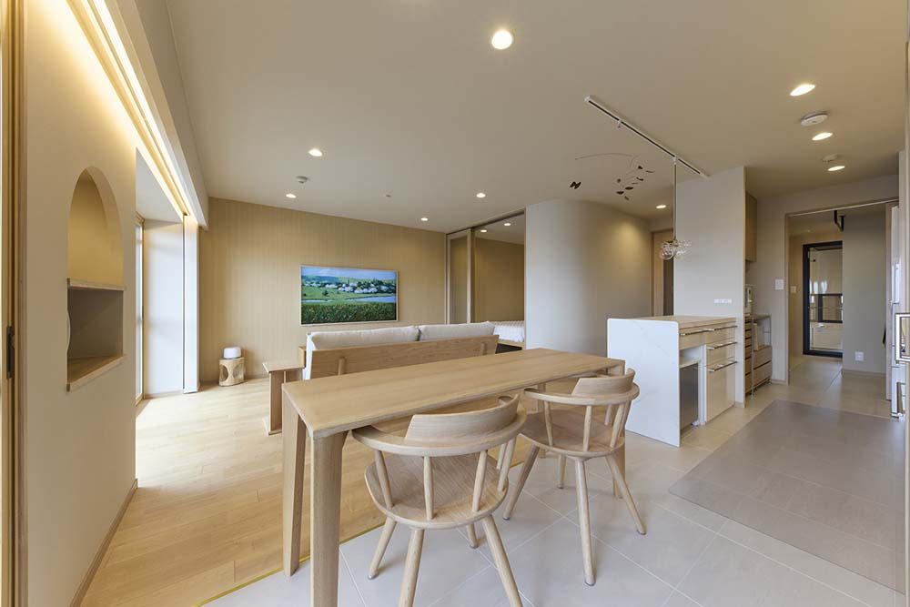 マンションリノベーション、マイリノbyグローバルベイス、LDK、アール壁、自然素材