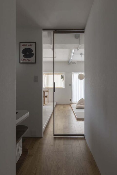 マンションリノベーション、KULABO(クラボ)、リビング、ハイドアタイプガラス戸