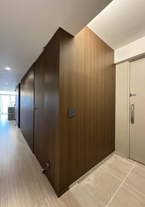 マンションリノベーション、スタイル イズ スティル リビング、ウォルナット、水まわり、引き戸