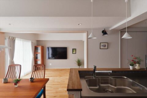 マンションリノベーション、スタイル工房、LDK、アクセントクロス、壁掛けテレビ