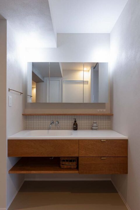 マンションリノベーション、ATTIC Renovation、造作洗面カウンター、ミラタップ