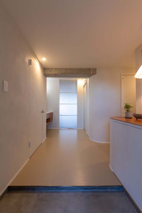 マンションリノベーション、ATTIC Renovation、廊下、フロアリューム