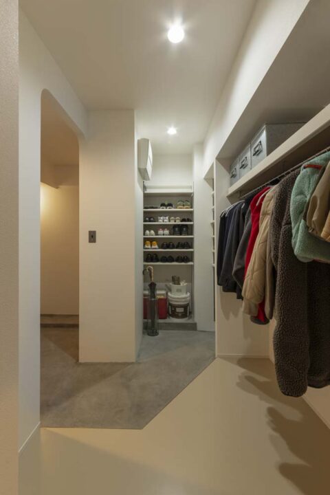 マンションリノベーション、ATTIC Renovation、シューズインクローゼット、ハンガーバー