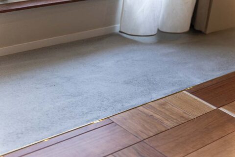 マンションリノベーション、ATTIC Renovation、リビング、床、フロアリューム