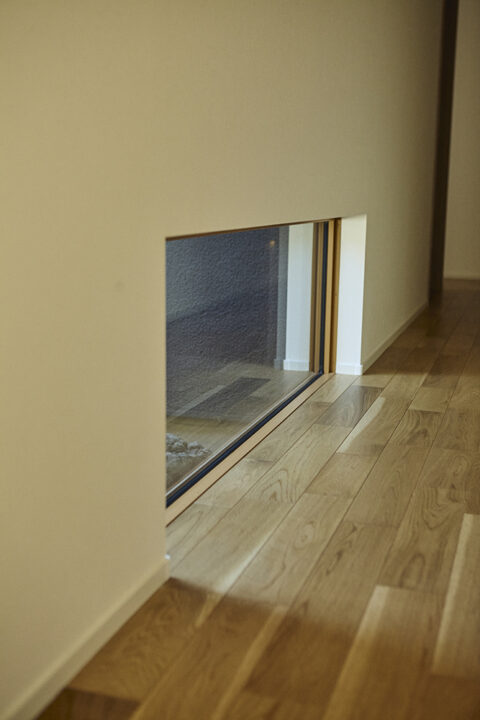 戸建リノベーション、エコハウス、廊下、窓
