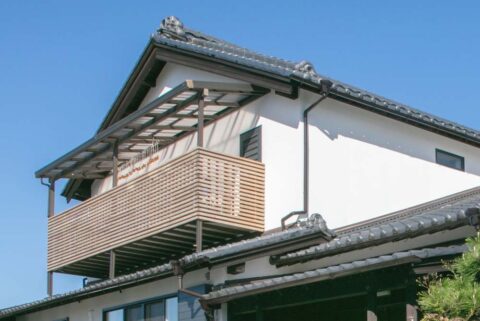 戸建てリノベーション、住工房、和風建築、ウッドフェンス、Sto塗り壁